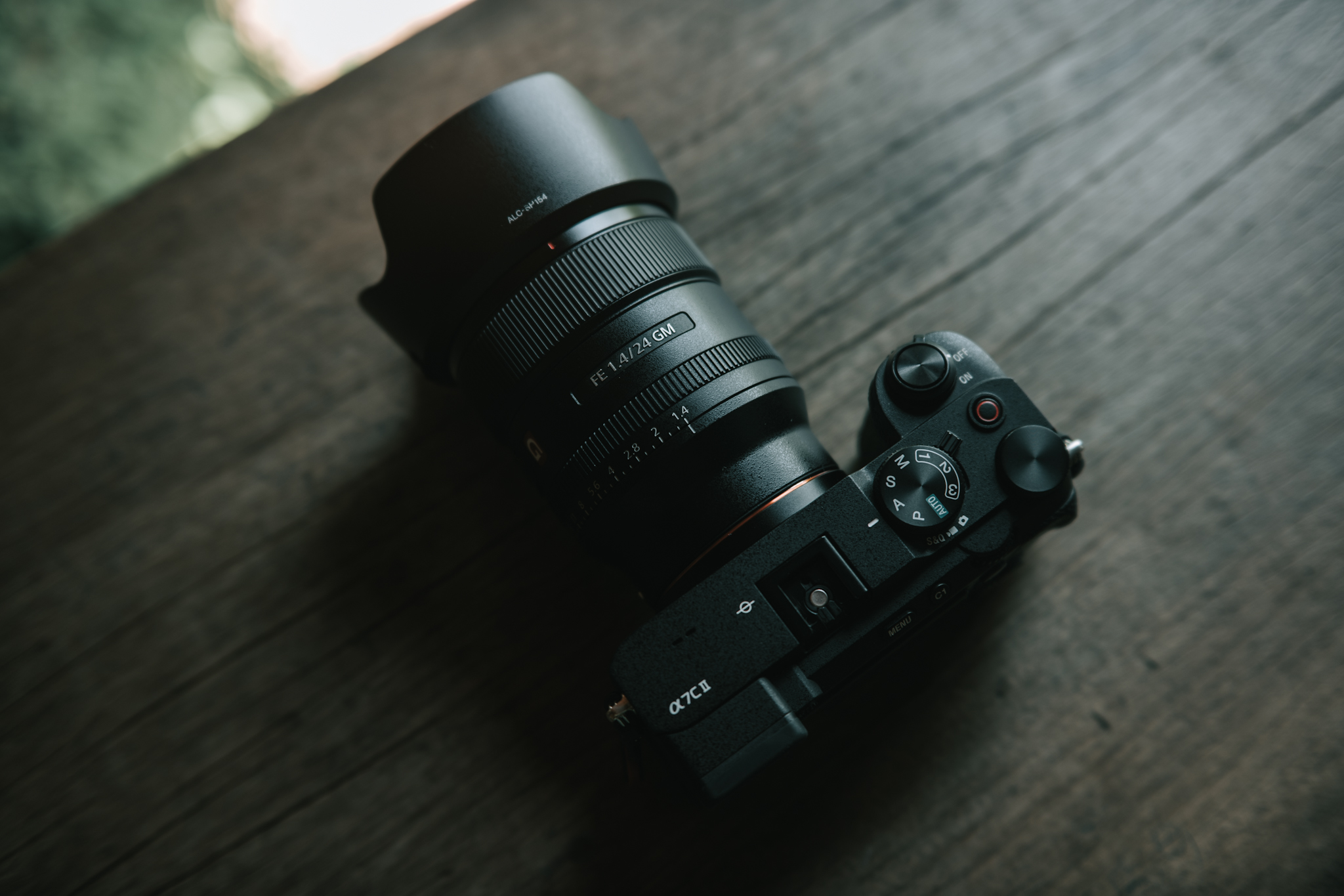 Trải nghiệm và đánh giá lens Sony FE 24mm F1.4 GM tại thời điểm 2026